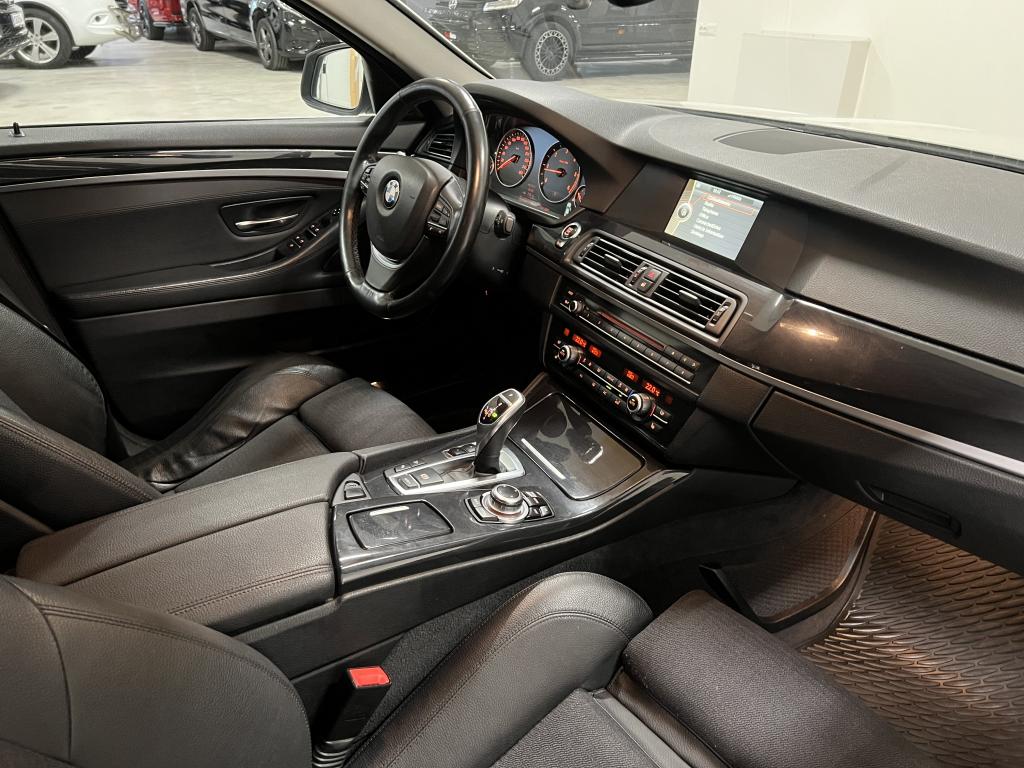 BMW 525d XDRIVE 2