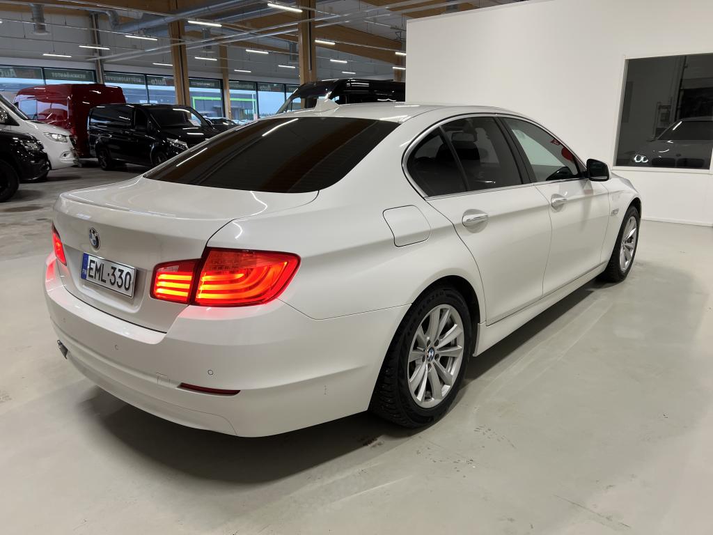 BMW 525d XDRIVE 8