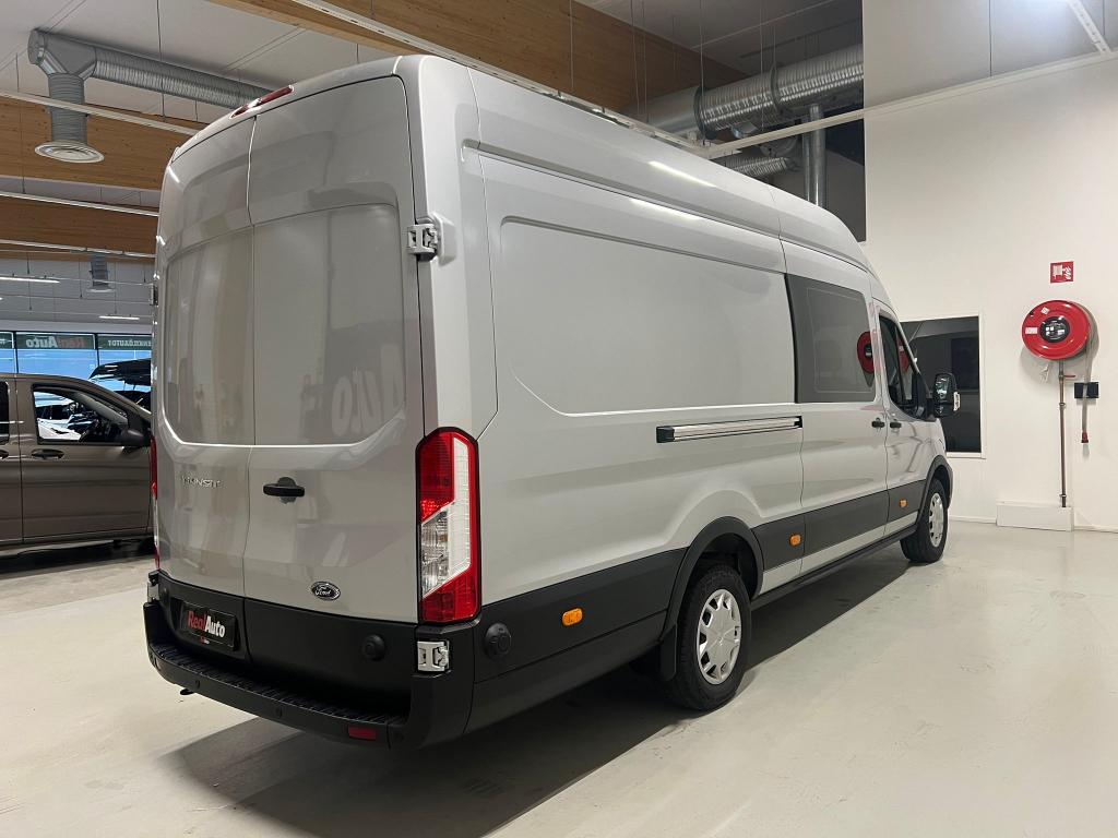 Ford Transit 13