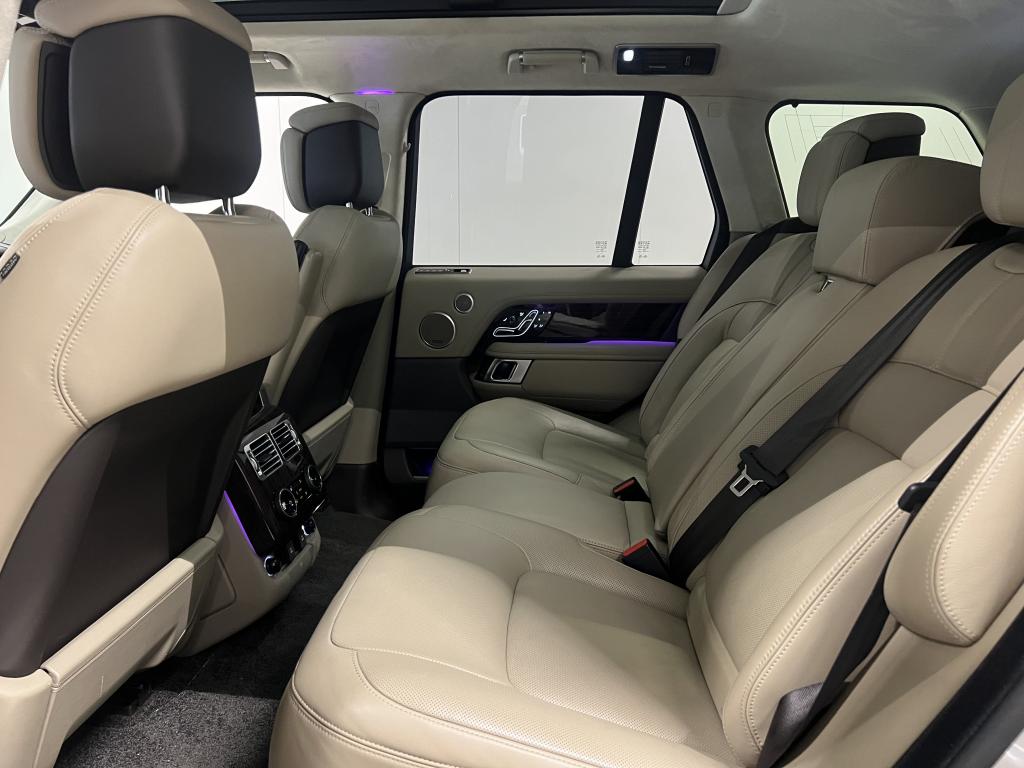 Land Rover Range Rover 4