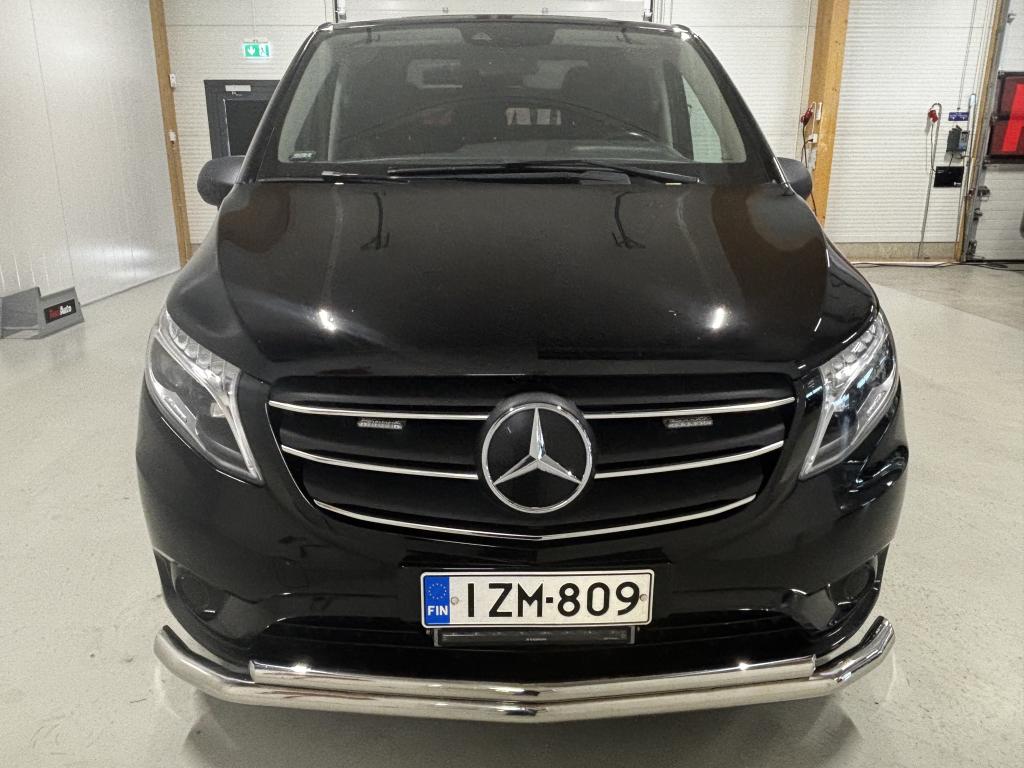 Mercedes-Benz Vito 10