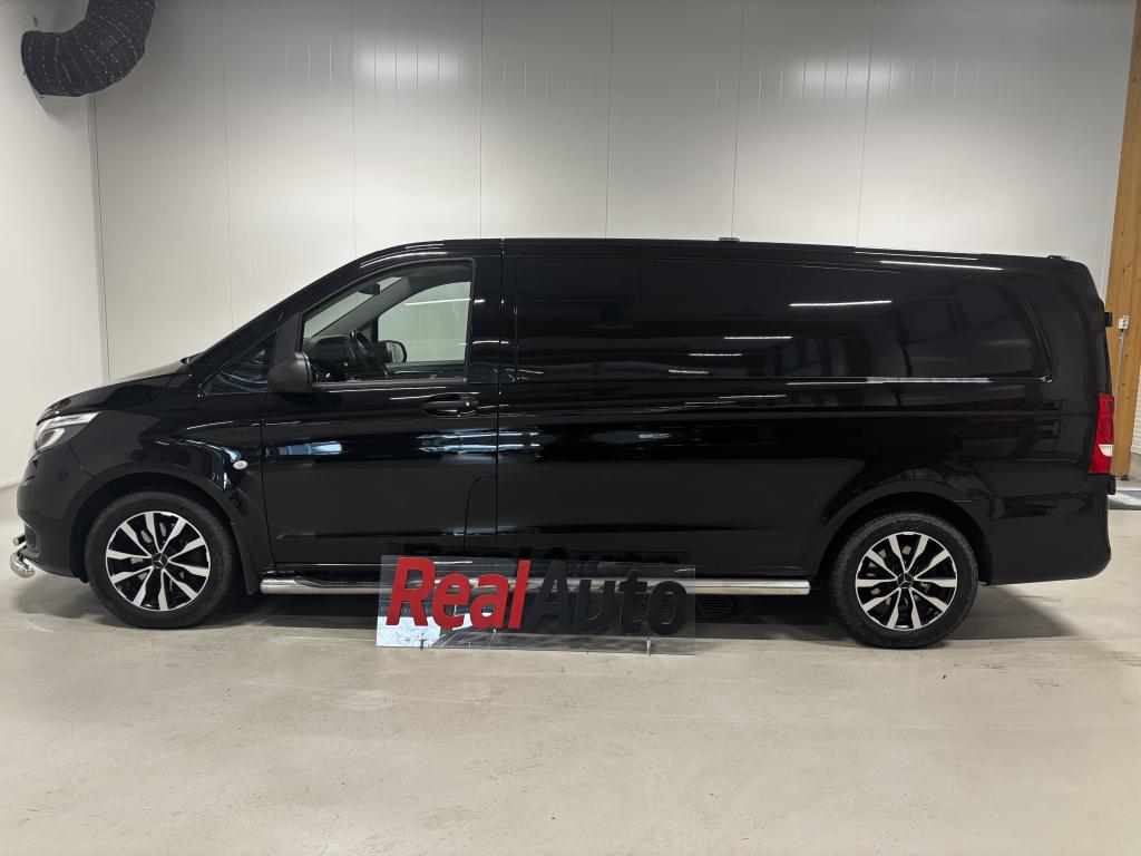 Mercedes-Benz Vito 12