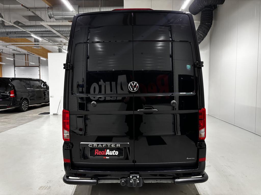 Volkswagen CRAFTER 10