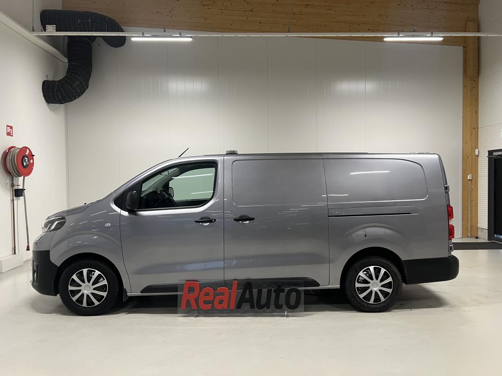 Toyota Proace 13