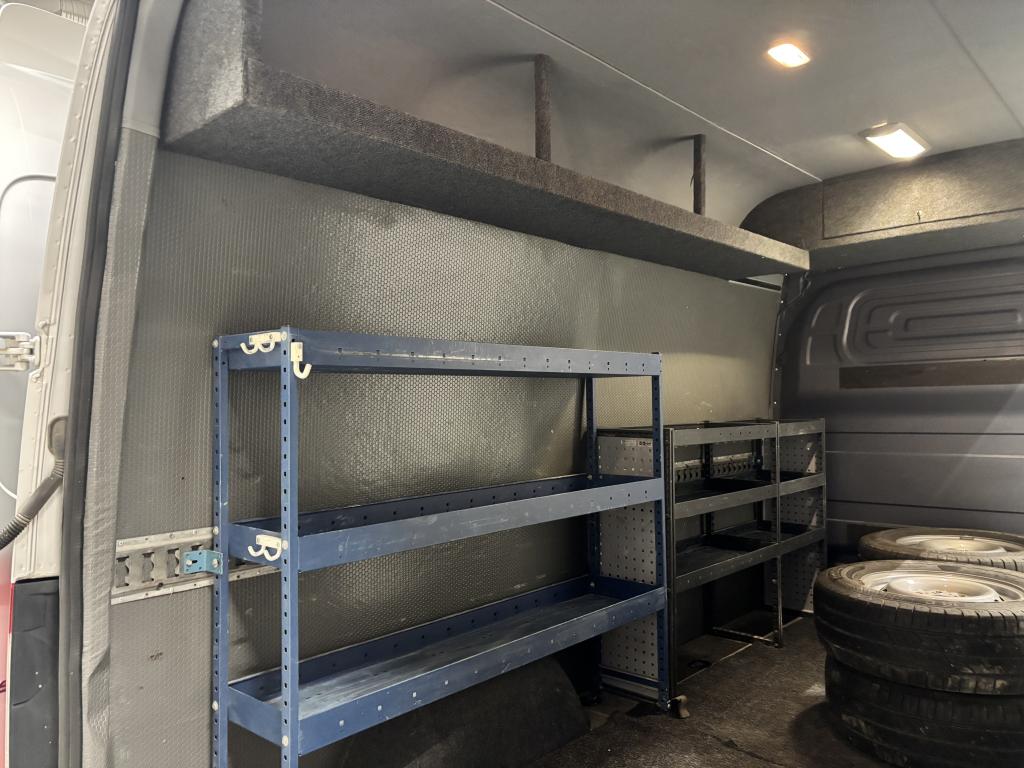 Mercedes-Benz Sprinter 5