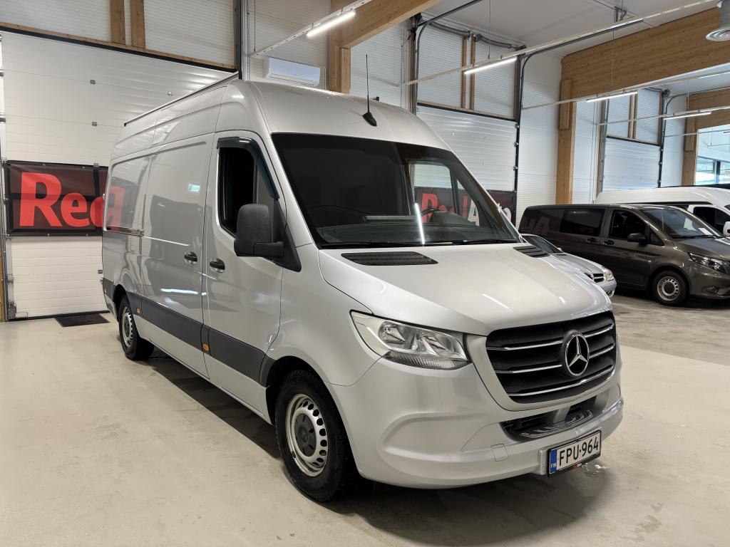 Mercedes-Benz Sprinter 14