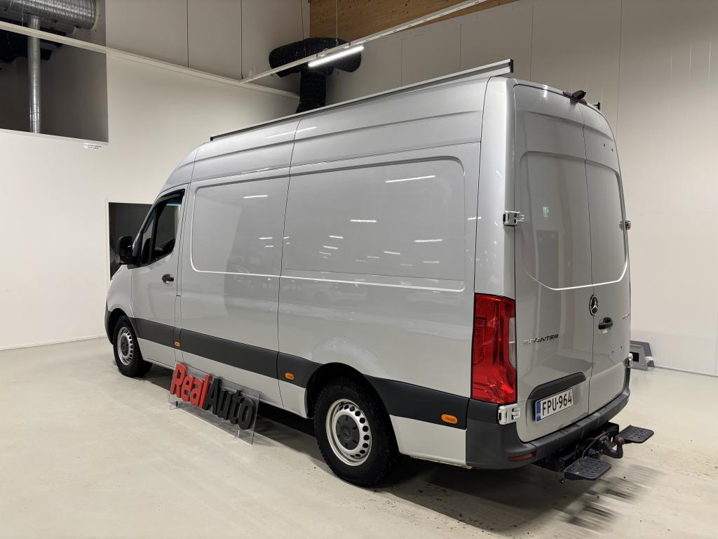 Mercedes-Benz Sprinter 8