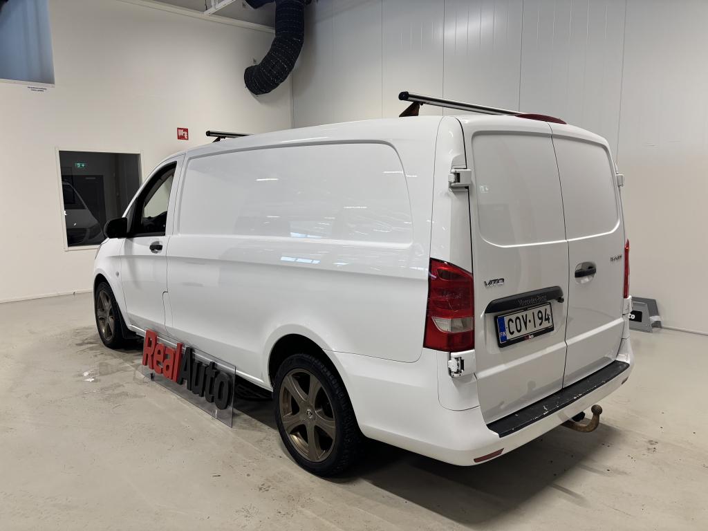 Mercedes-Benz Vito 13