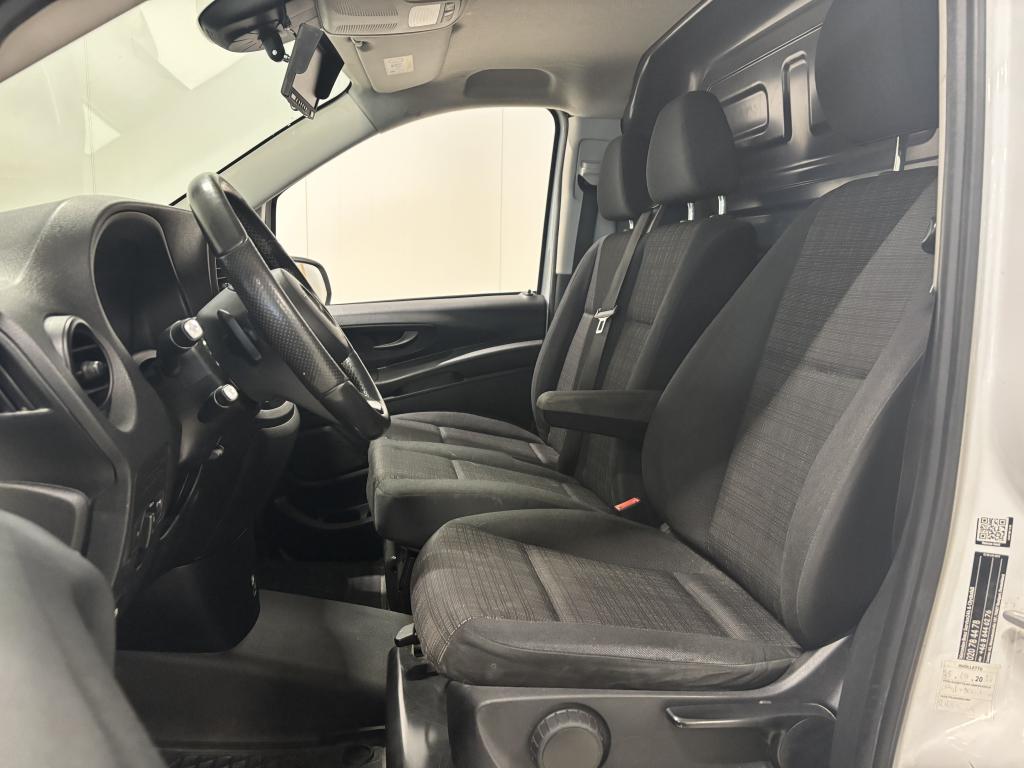 Mercedes-Benz Vito 8