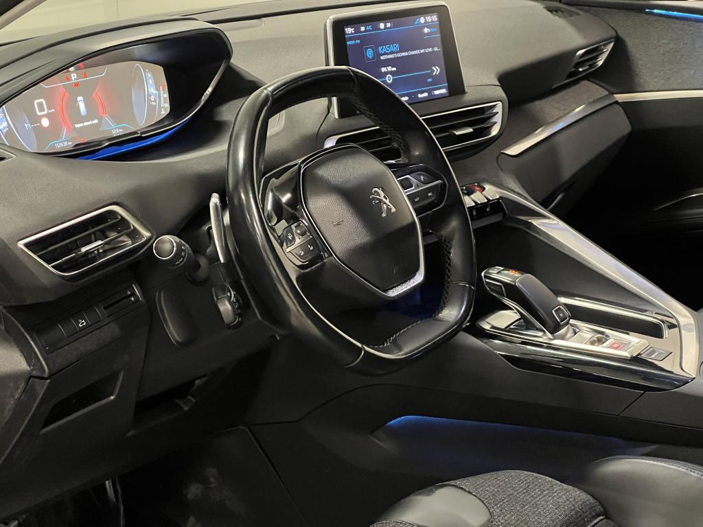 Peugeot 5008 11
