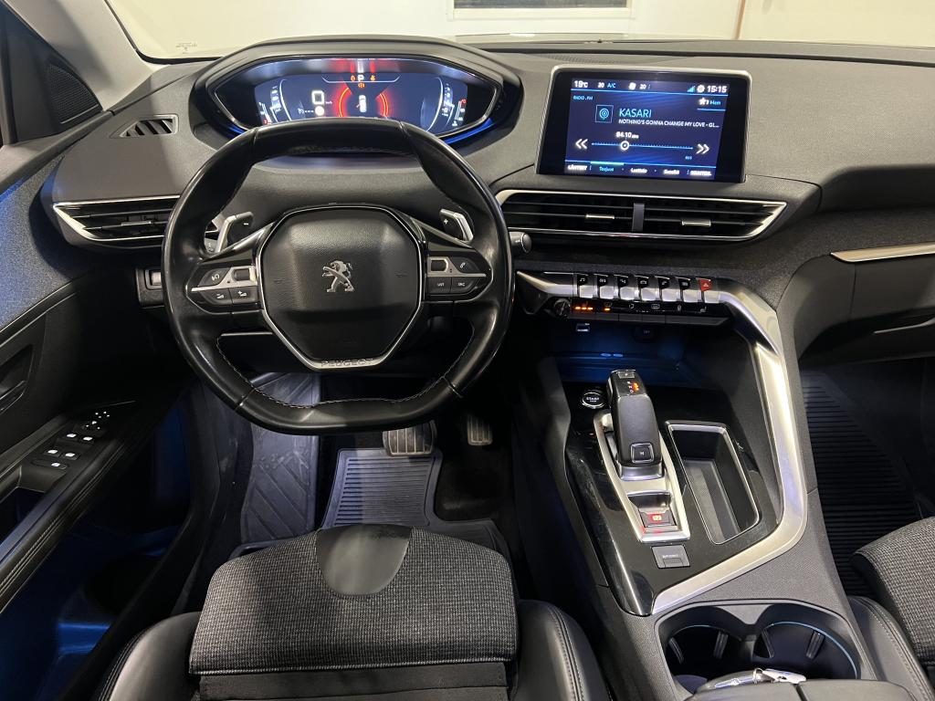 Peugeot 5008 3