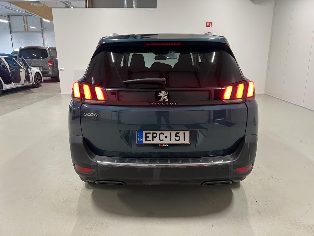 Peugeot 5008 14