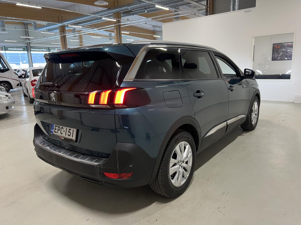Peugeot 5008 7