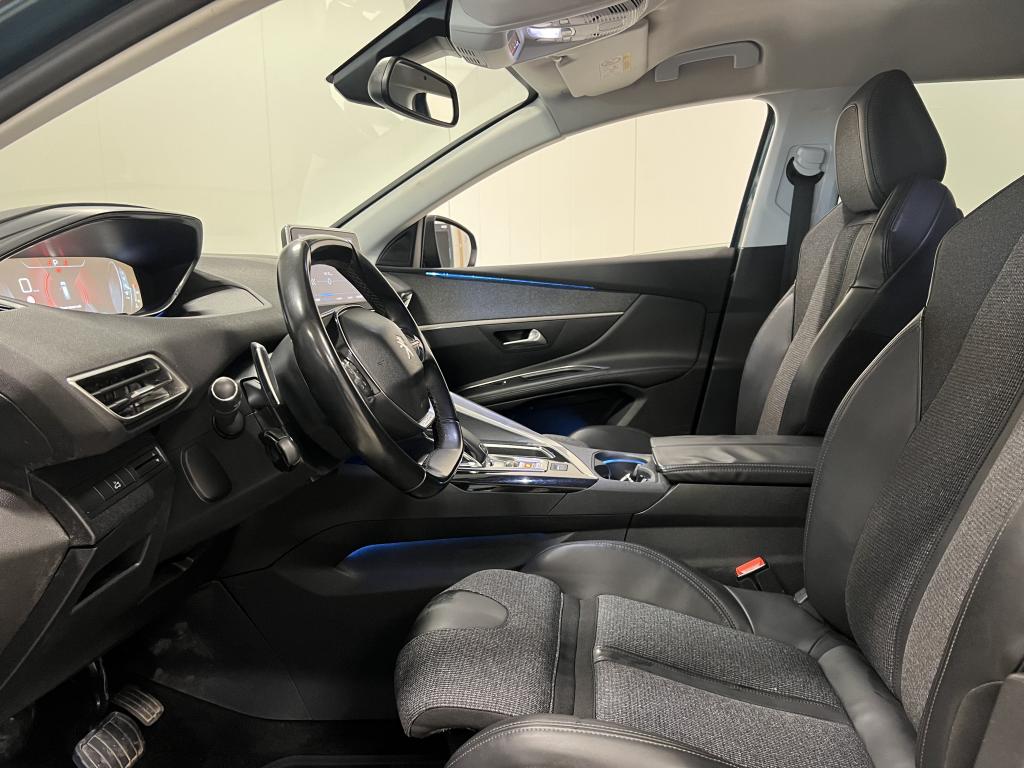 Peugeot 5008 10