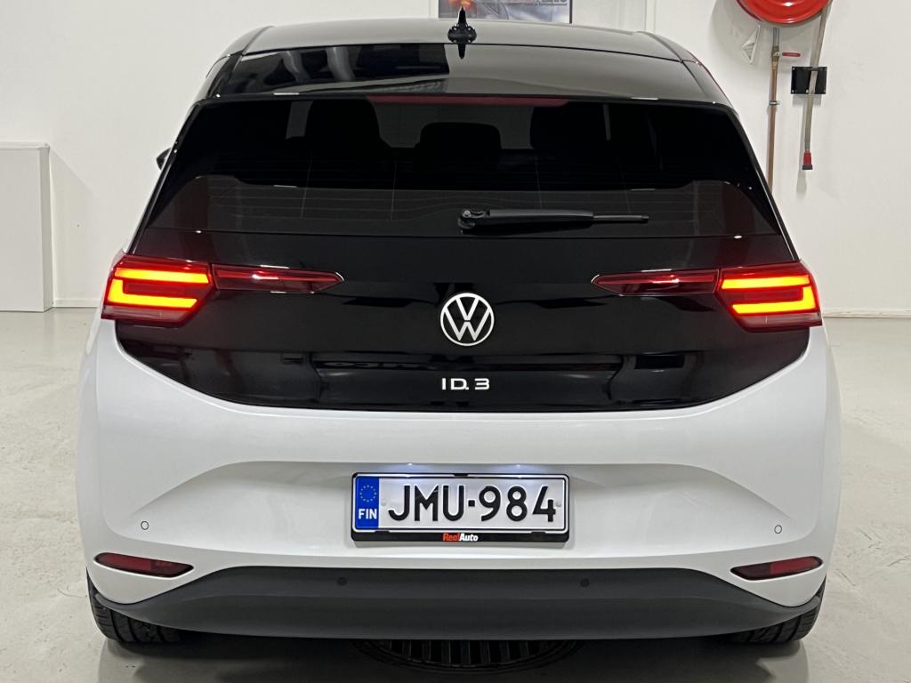 Volkswagen ID.3 7