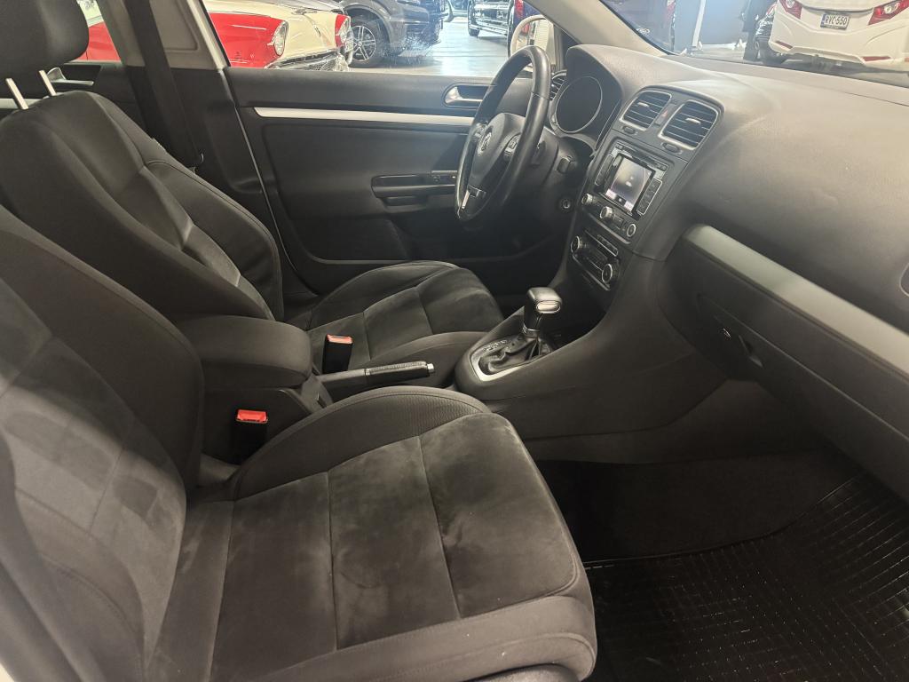 Volkswagen GOLF 5