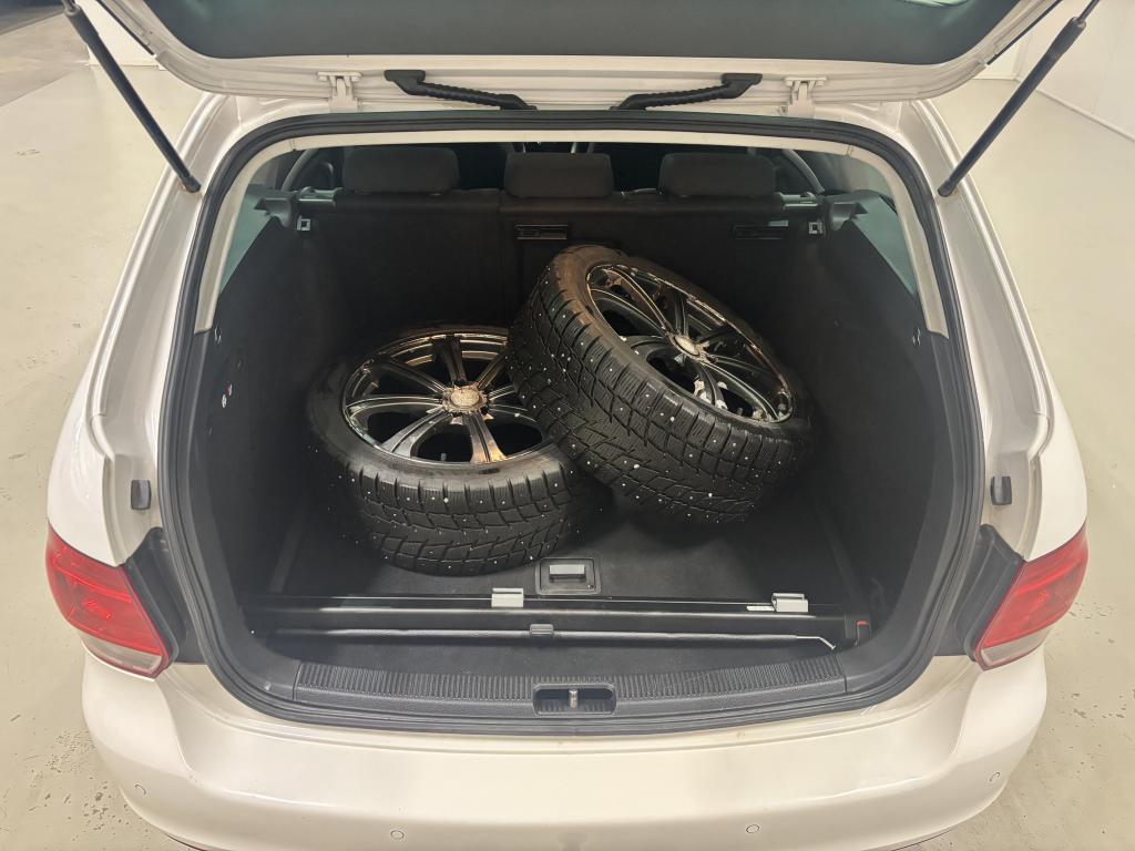 Volkswagen GOLF 2