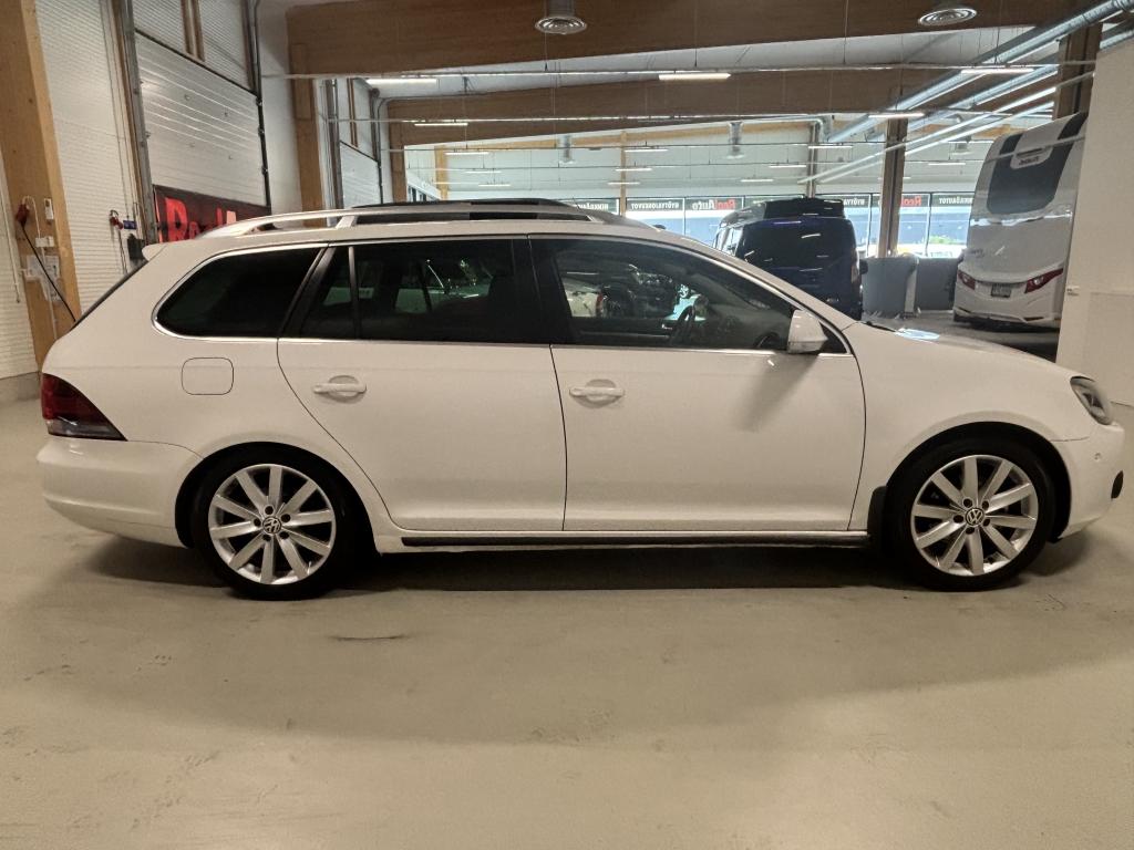 Volkswagen GOLF 14