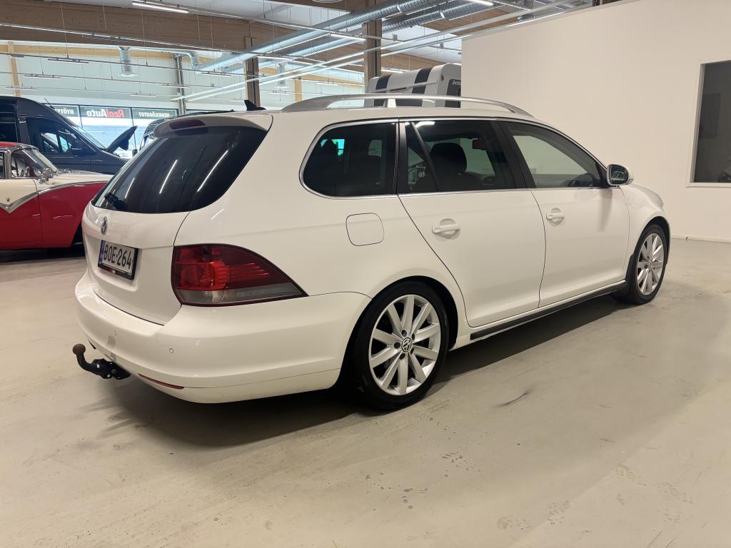 Volkswagen GOLF 10