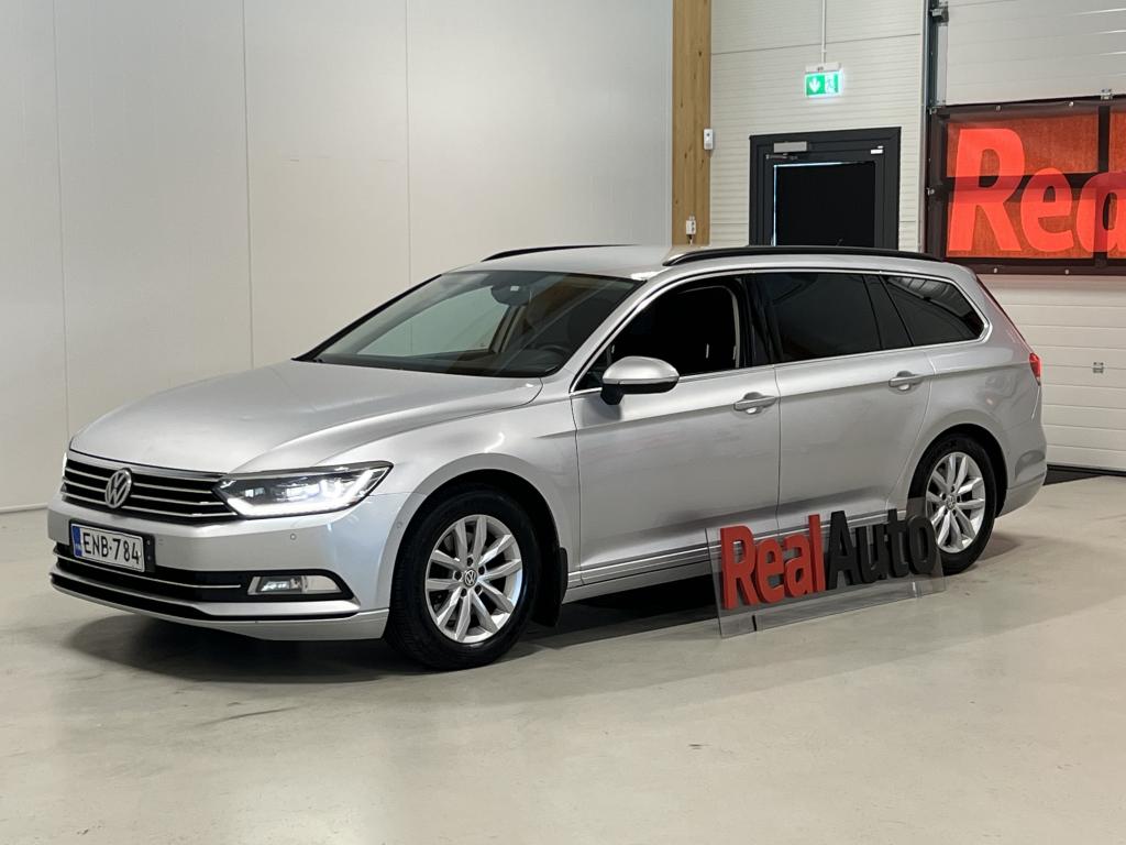 Volkswagen Passat 1