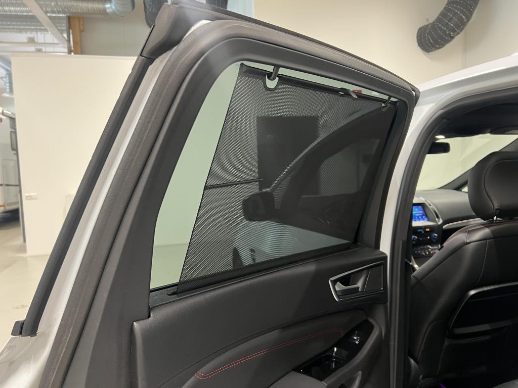 Ford S-MAX 6