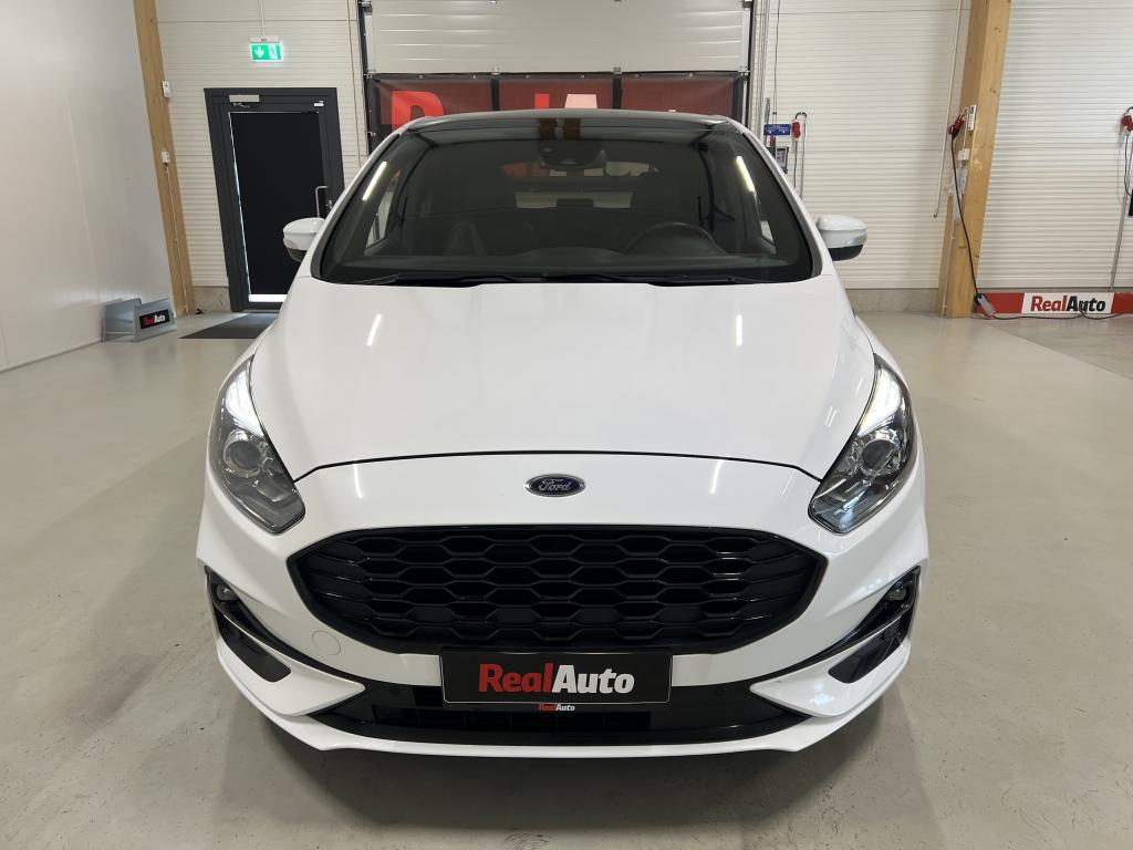 Ford S-MAX 8