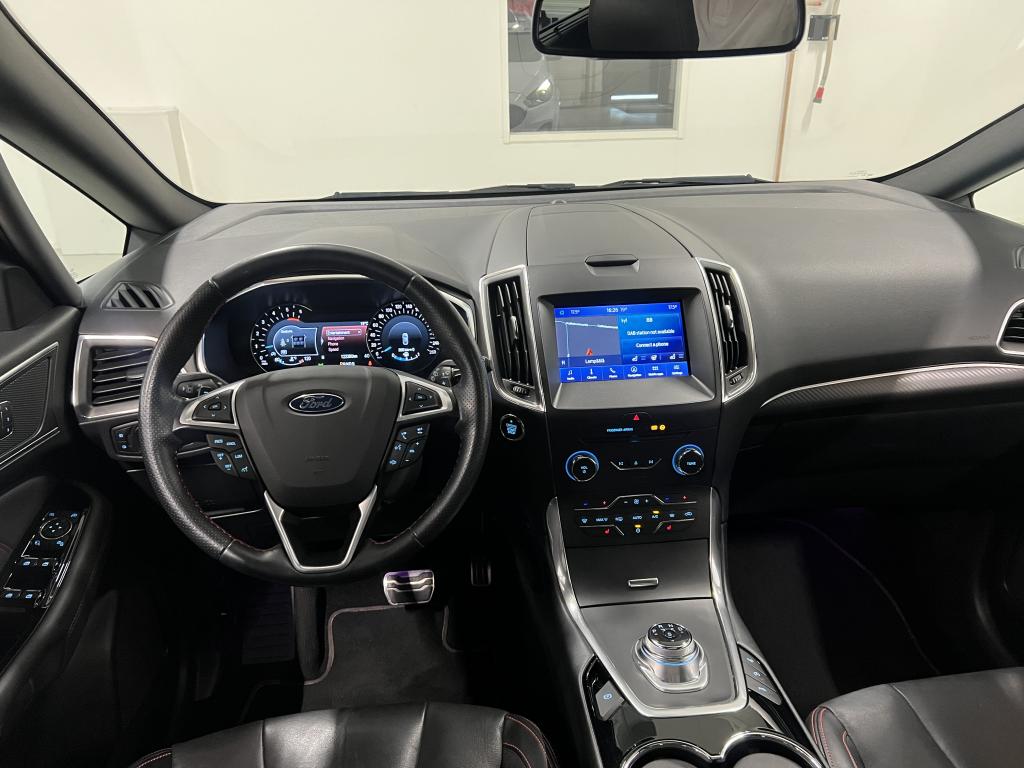 Ford S-MAX 10