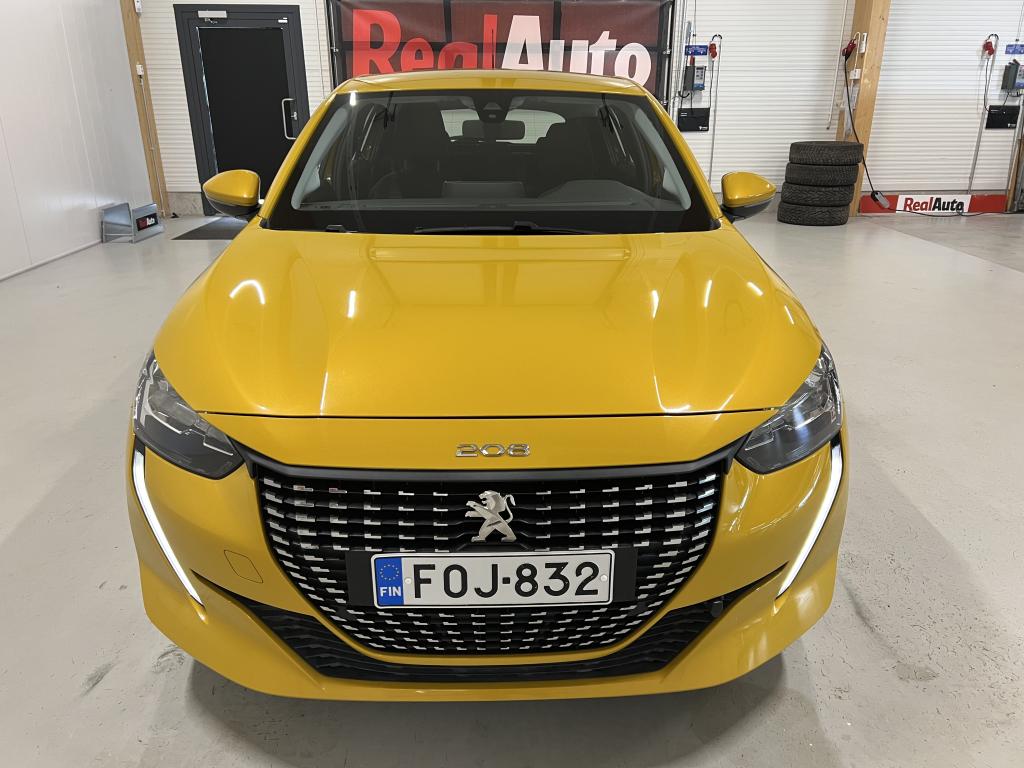 Peugeot 208 7