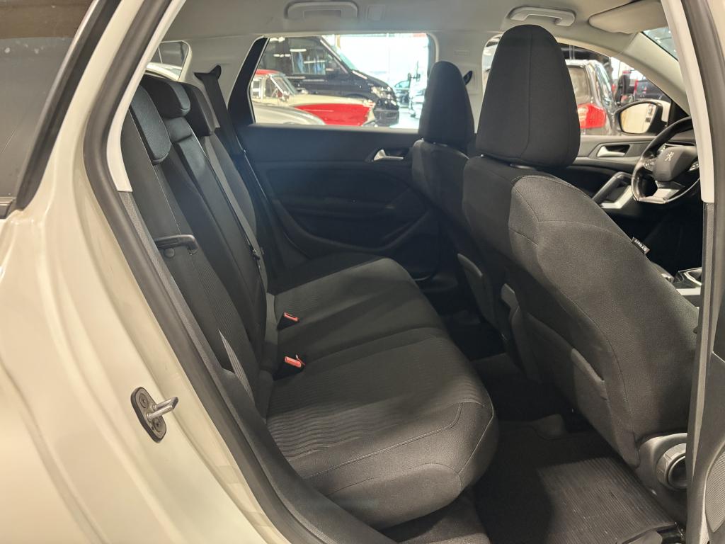 Peugeot 308 2