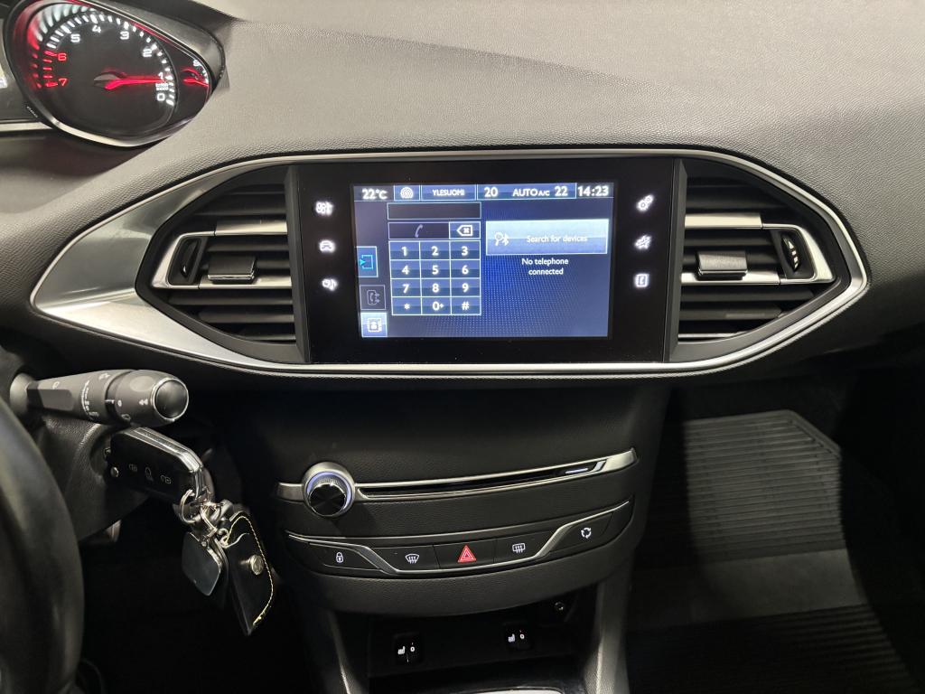 Peugeot 308 4