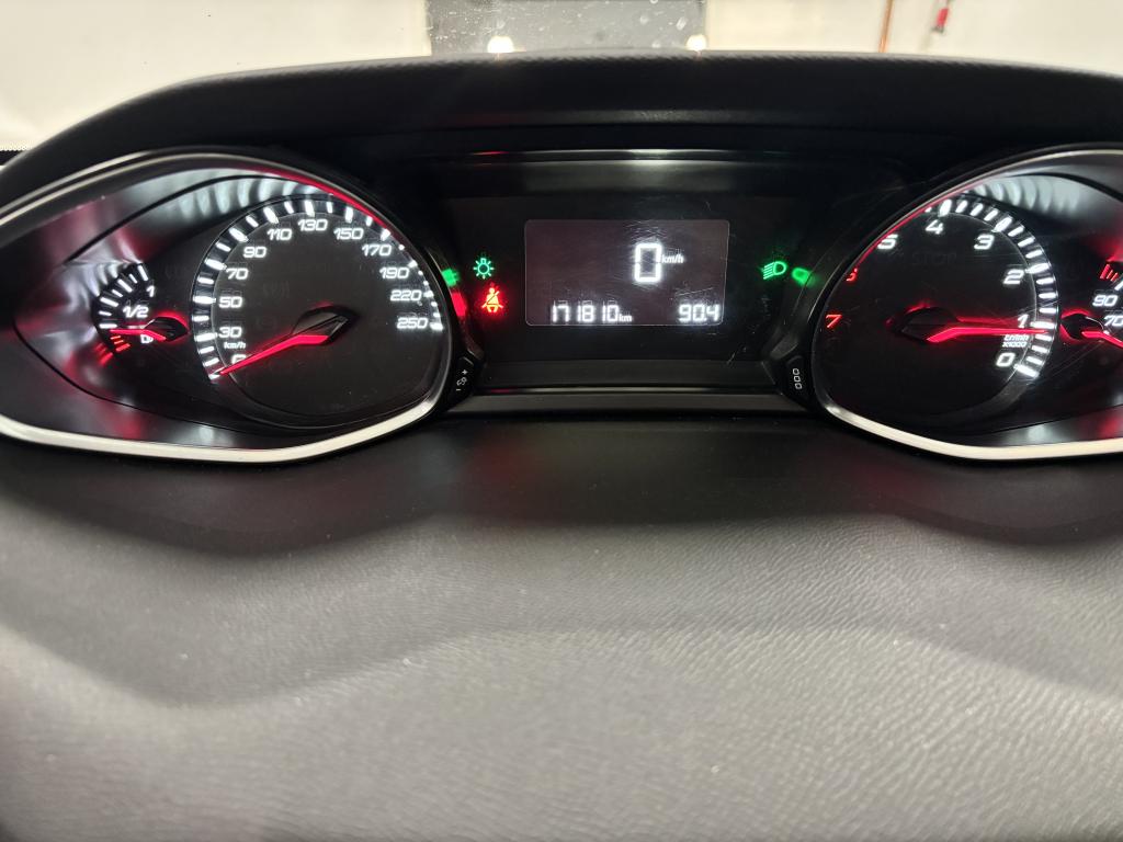 Peugeot 308 5