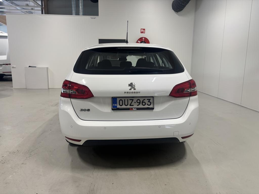 Peugeot 308 10