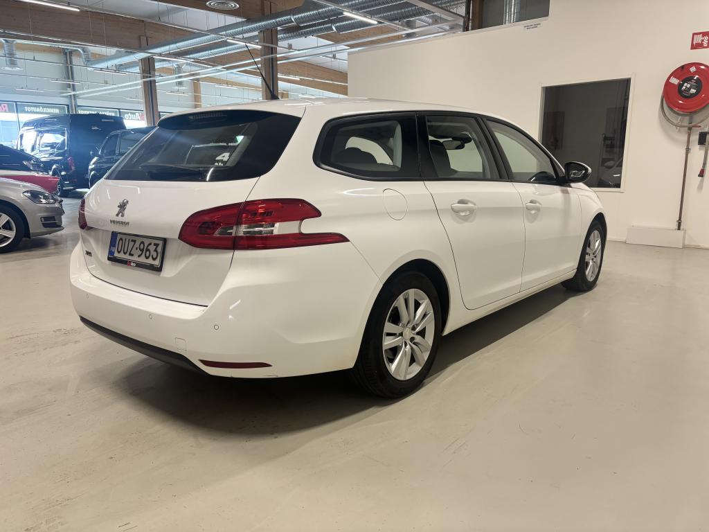 Peugeot 308 11