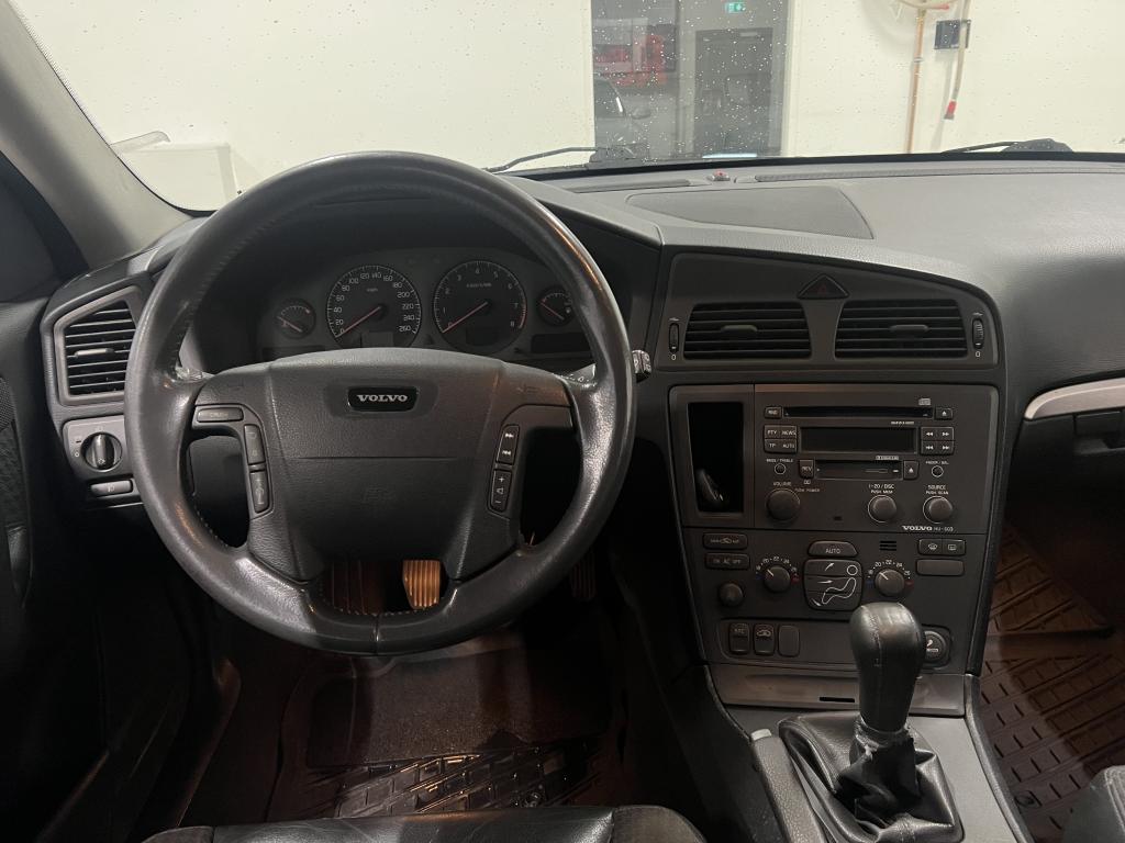 Volvo V70 2