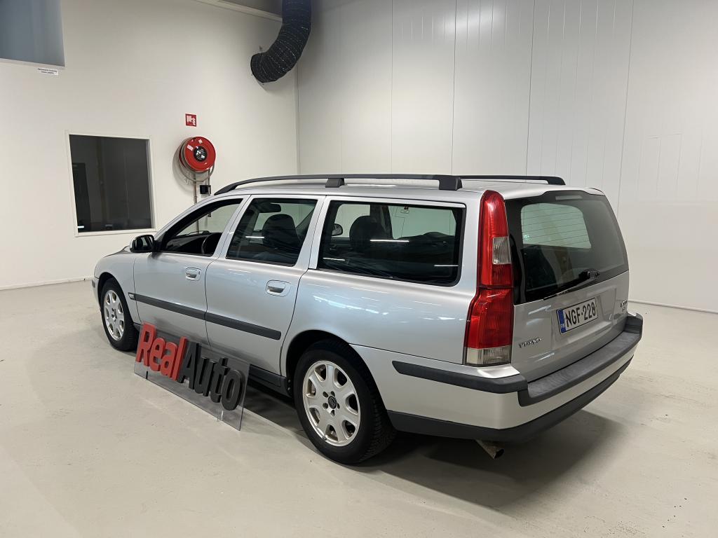 Volvo V70 10